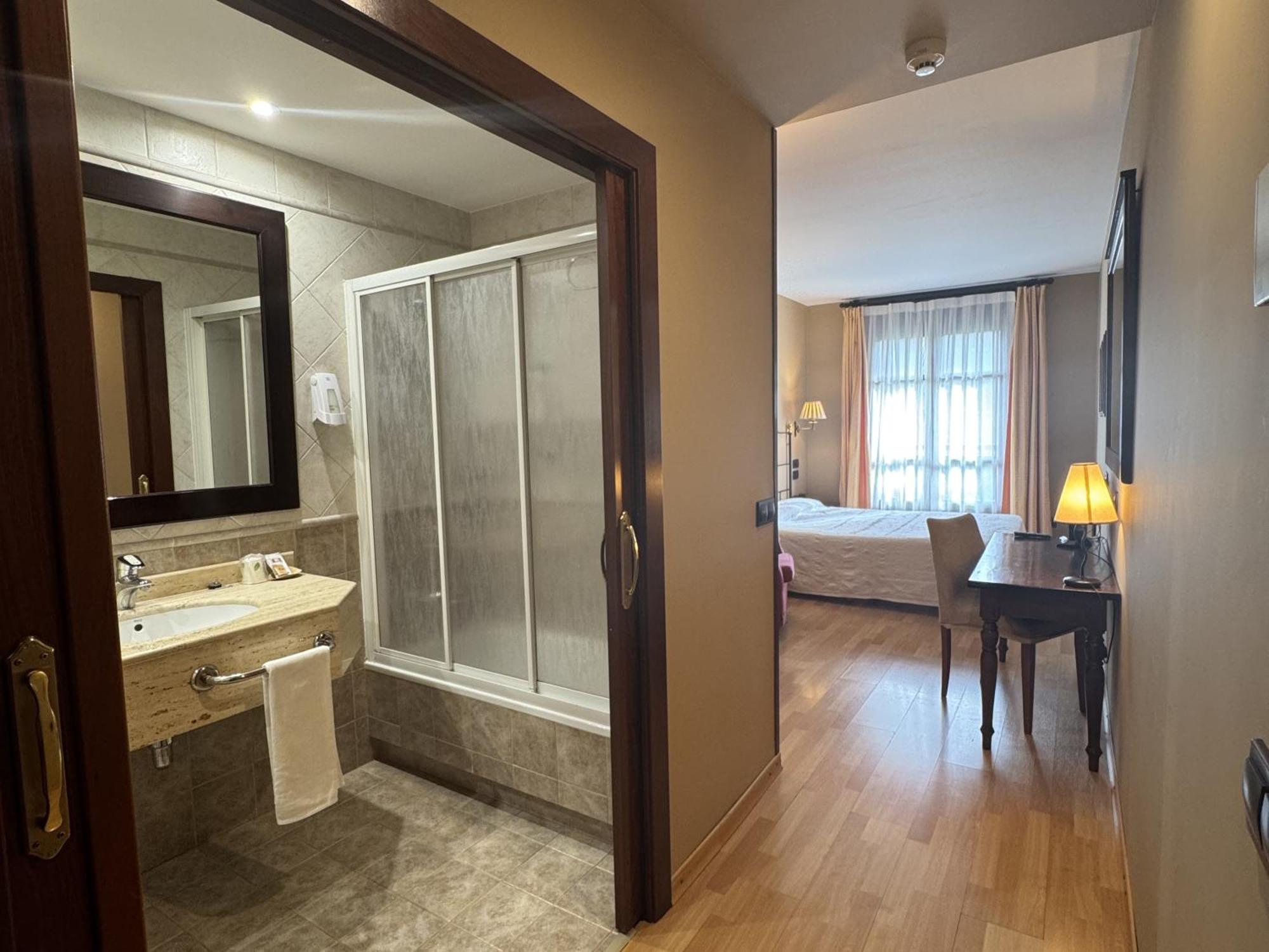 Hotel Cotiella Кампо Екстер'єр фото