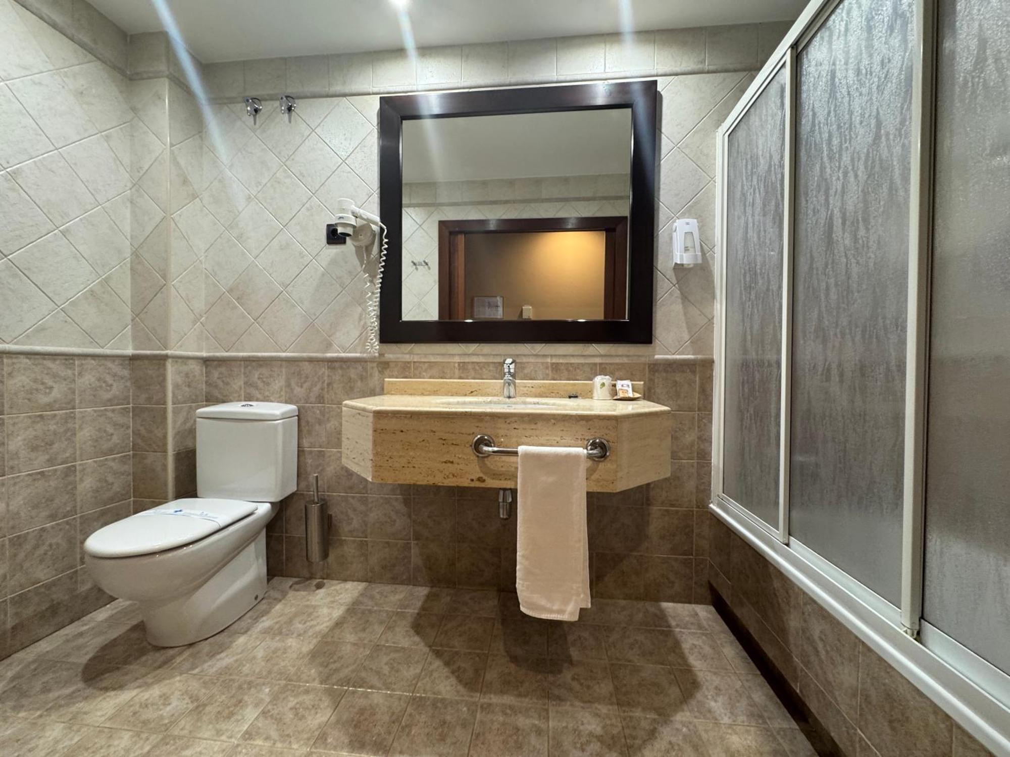Hotel Cotiella Кампо Екстер'єр фото