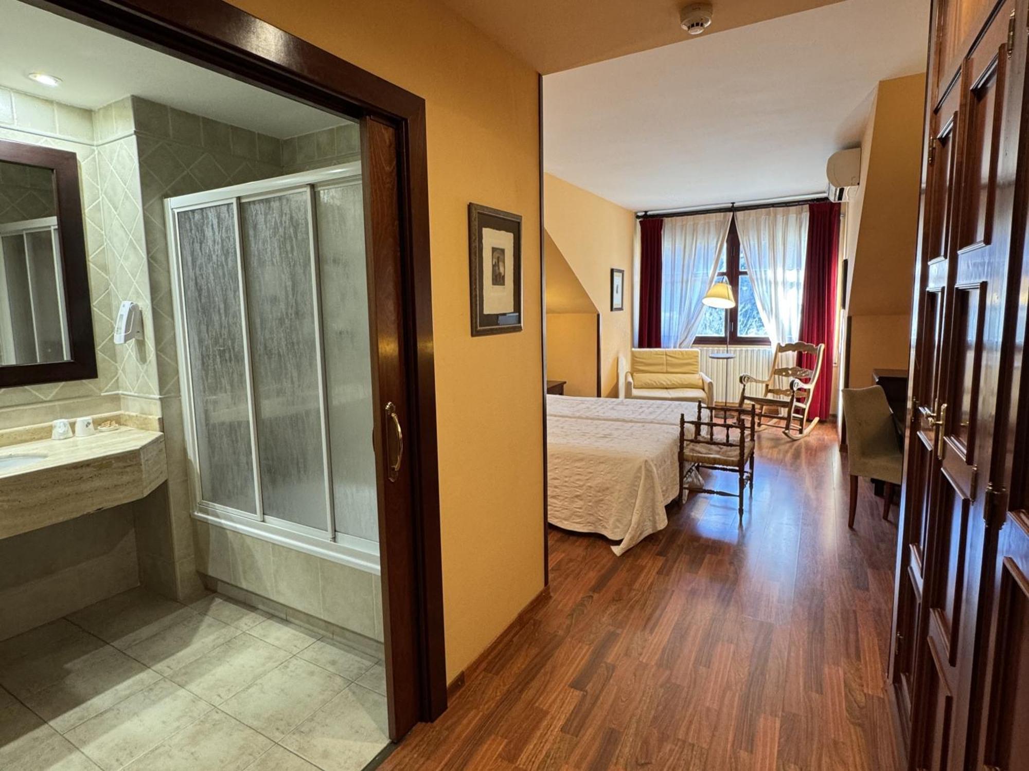 Hotel Cotiella Кампо Екстер'єр фото
