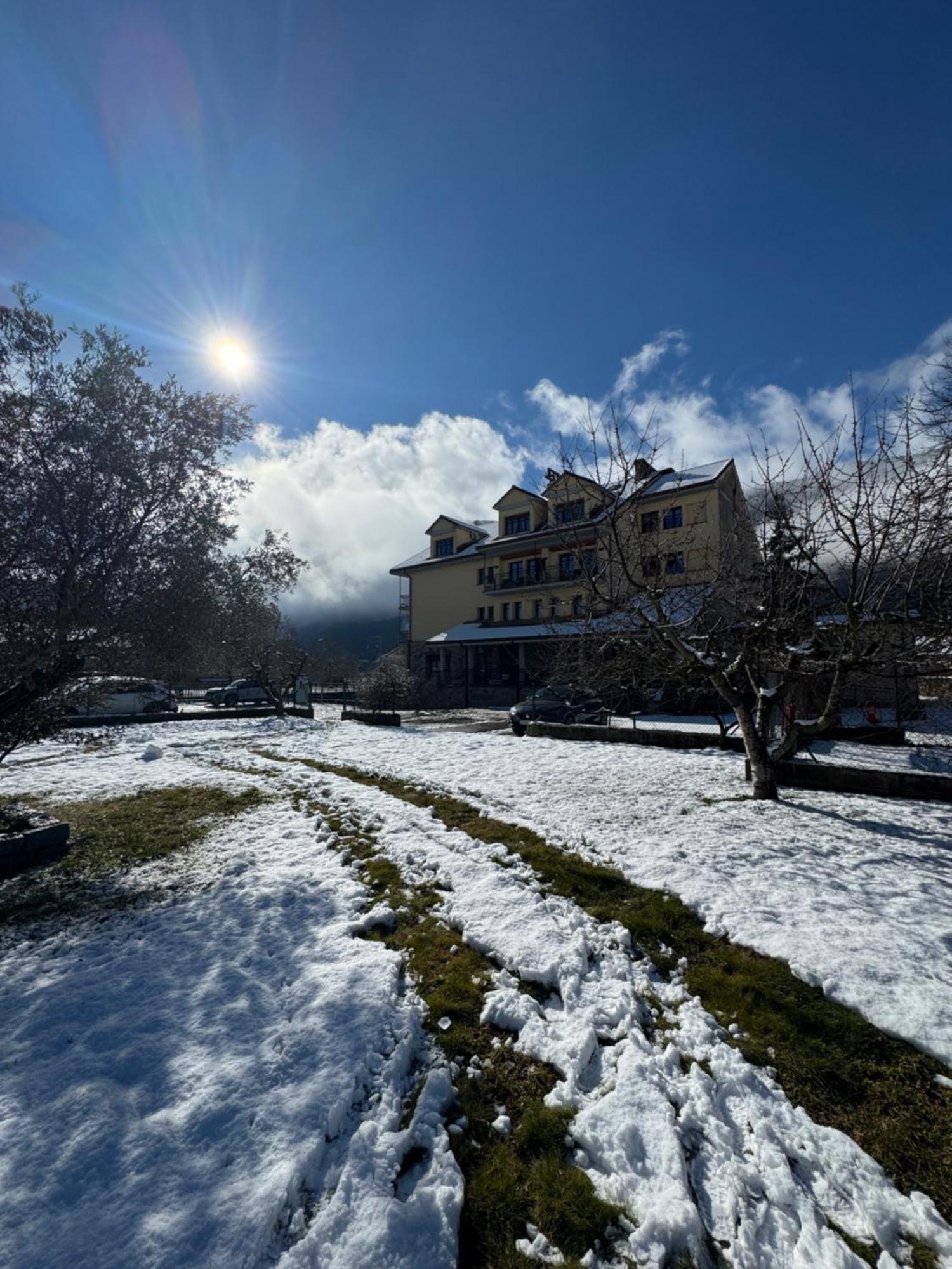 Hotel Cotiella Кампо Екстер'єр фото