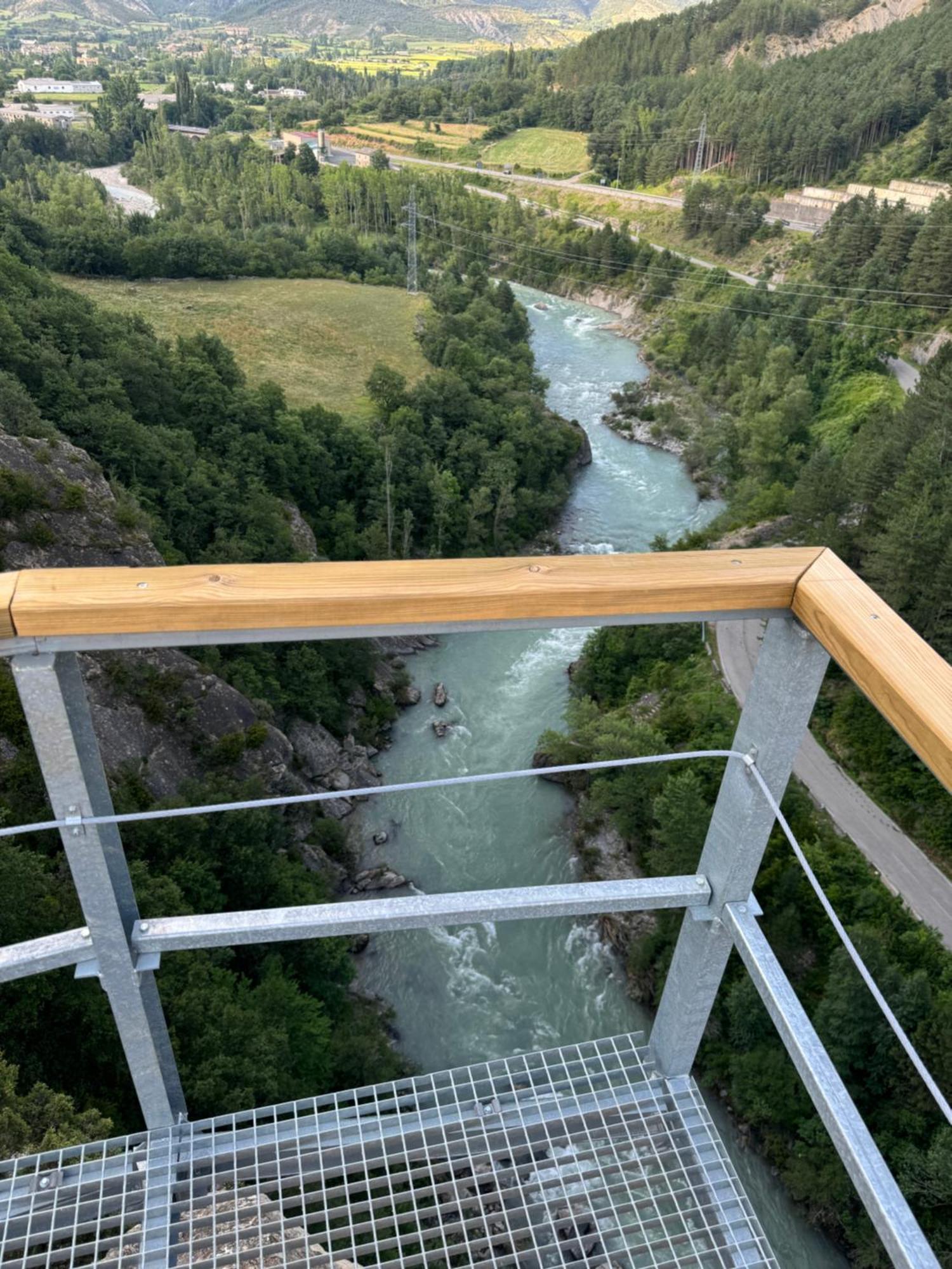 Hotel Cotiella Кампо Екстер'єр фото